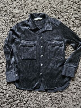 Zara Womens black medium button down long sleeve corduroy velvet